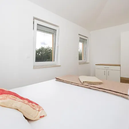Apartment Amazing In *
